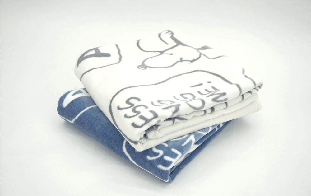 『寒暖差の激しい今、手放せない一枚に。』